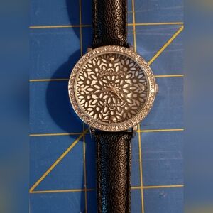 3/$15 Geneva Black and White Fashion Watch, New Battery